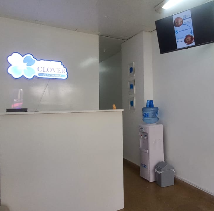 Recepción de Dental Clover Odontología en Vicente López